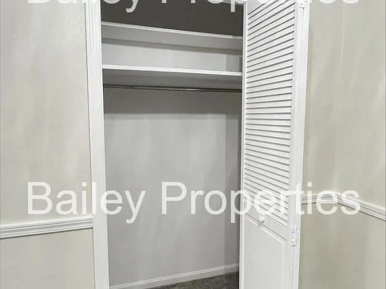 Unit Photo