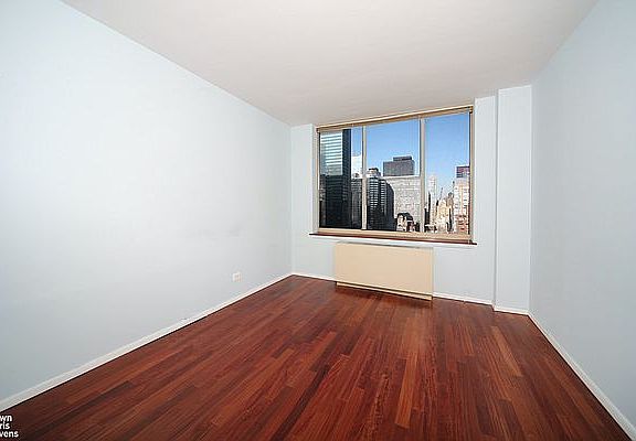 4th image of 236 E 47th St APT 22C