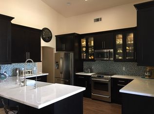 5652 W Abraham Ln, Glendale, AZ 85308