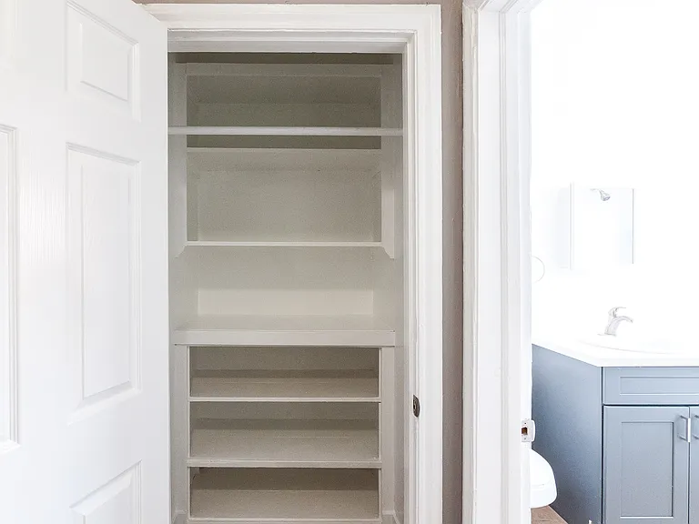 209 N Berendo St #3/4 — Photo 13