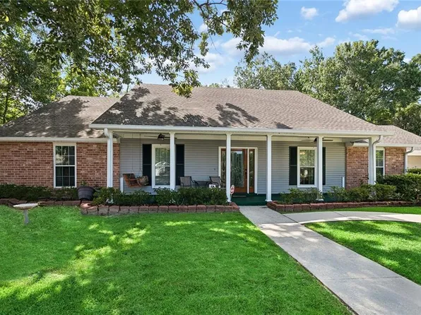 565 Barbara Pl, Mandeville, LA 70448
