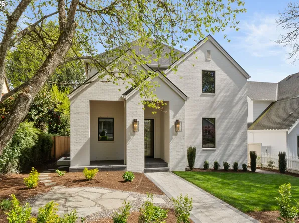 555 6th St, Lake Oswego, OR 97034