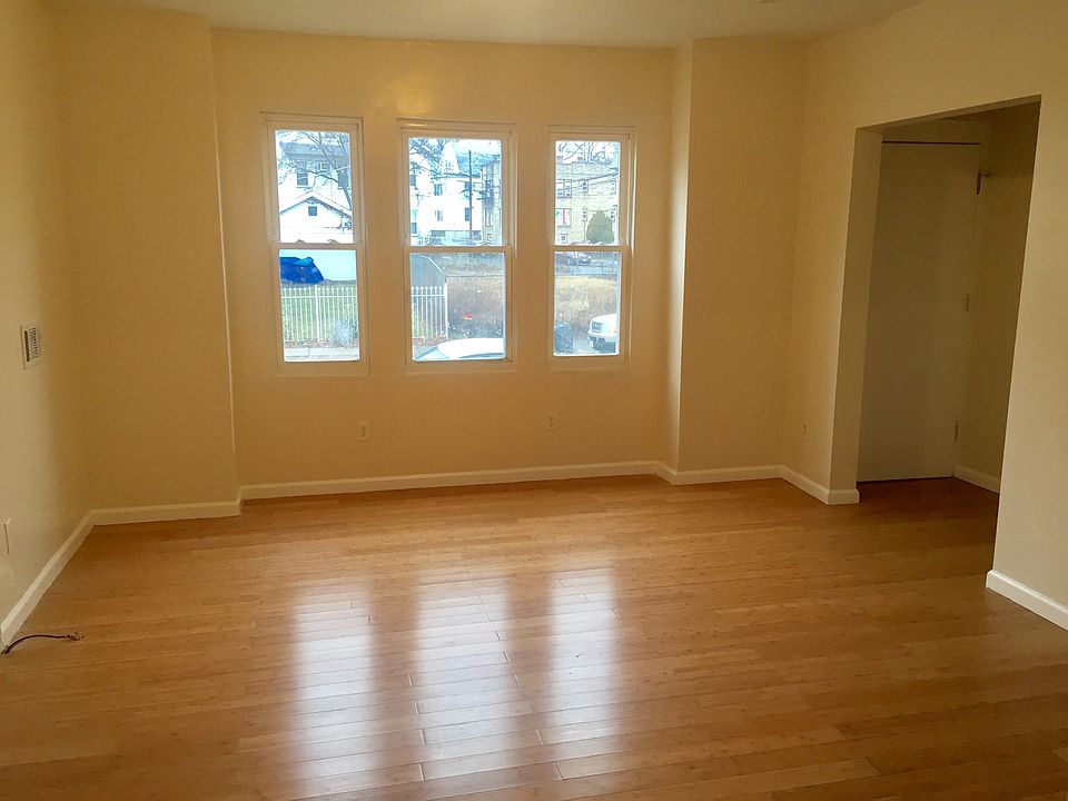 1st image of 180 W End Avenue # First Floor