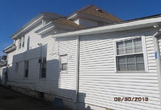 4th image of 10431 134th St