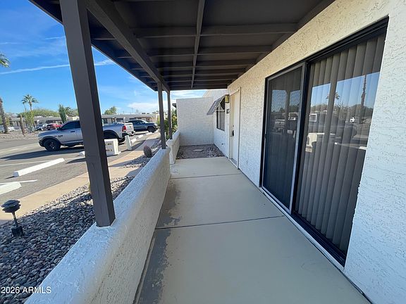 2nd image of 827 E LANCASTER Circle
