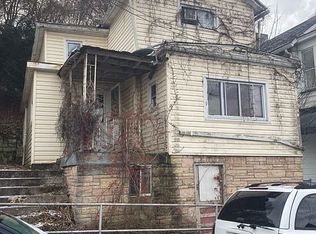 833 Prospect Ave, Charleroi, PA