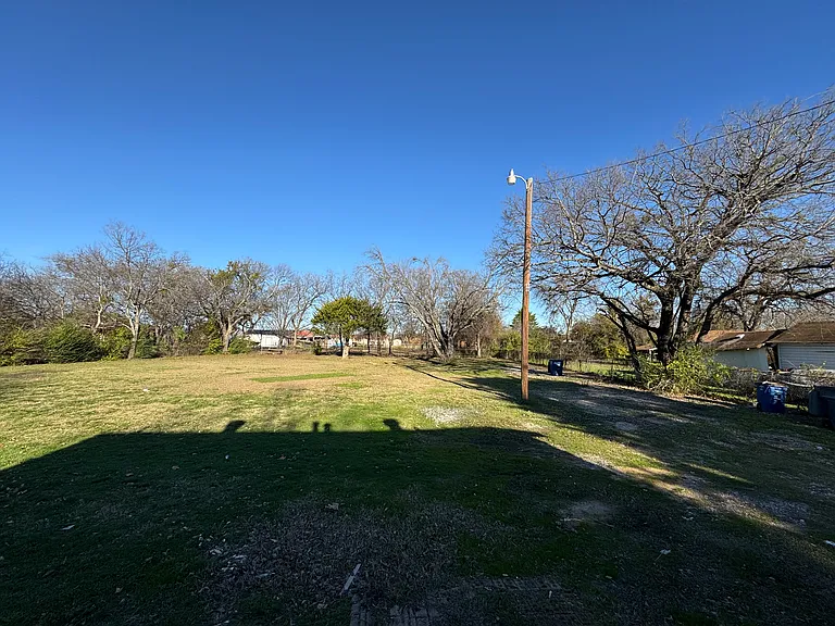 2529 Morgan Dr — Photo 16