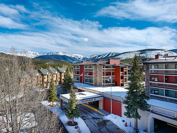 3rd image of 490 KINGS CROSSING Road #611