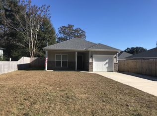 240 Dixie St, Crestview, FL 32536