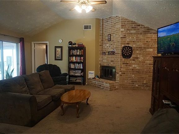4th image of 2910 Marlin Ct