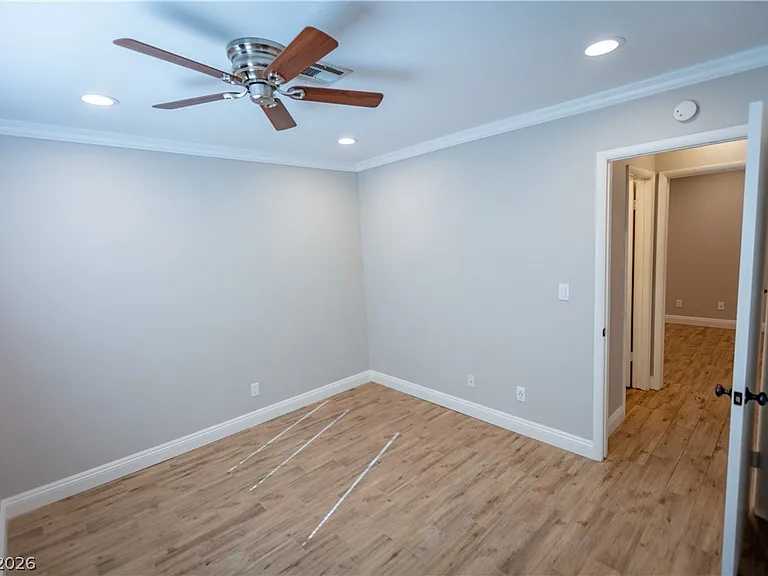 363 Tierra St — Photo 34