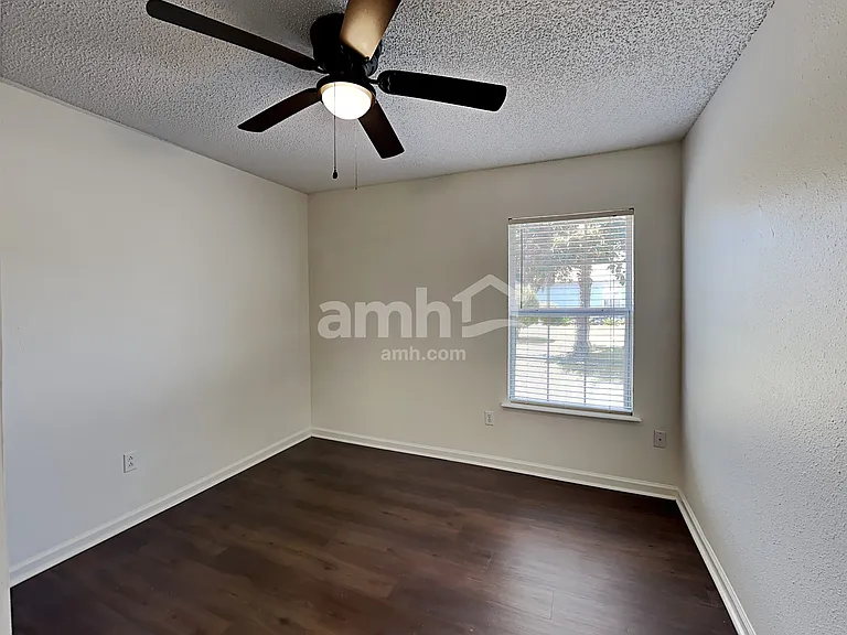 766 E Martin Lakes Dr — Photo 16