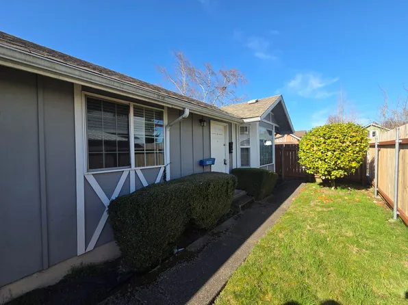 908 N Grant Ave #A, Tacoma, WA 98403