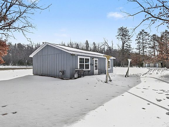 2nd image of 9757 N Cut Rd