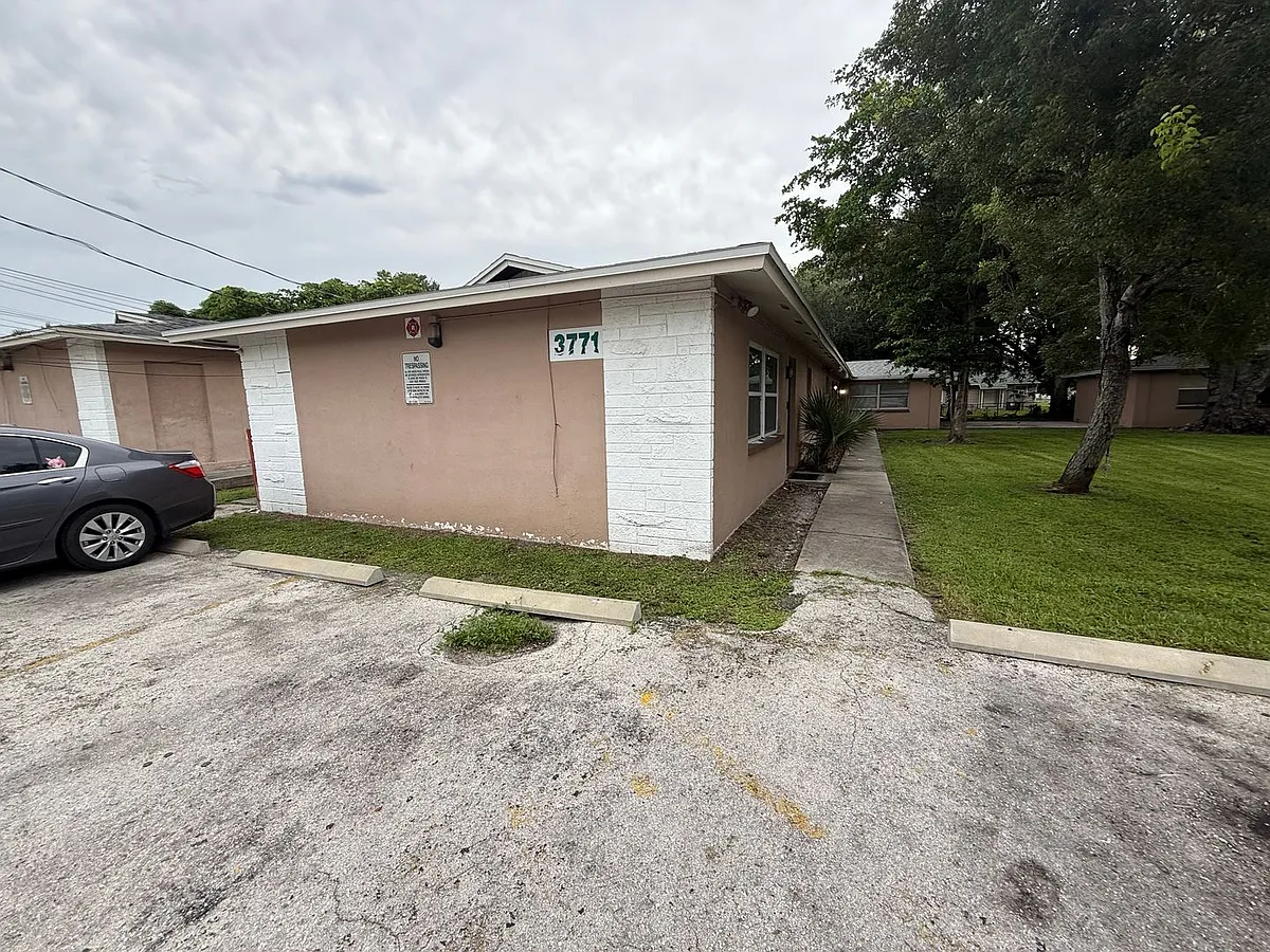 Building Photo - 3771 Belmont St