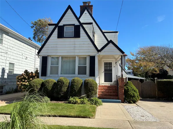 54 Erie Ave, Atlantic Beach, NY 11509