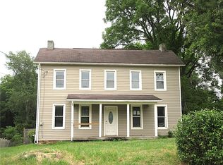 931 Mapletown Rd, Greensboro, PA 15338