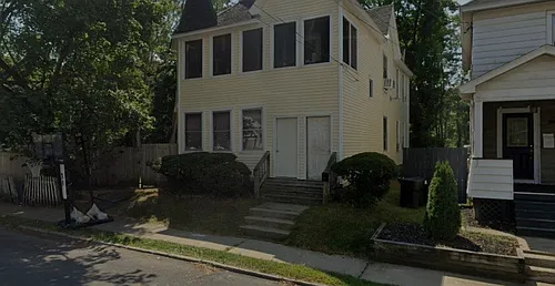416 Division St Photo 1