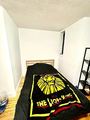 Rented by Pear NYC LLC | media 18