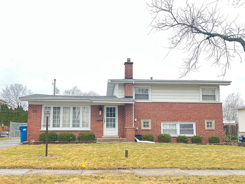 1st image of 232 Roberta Ln