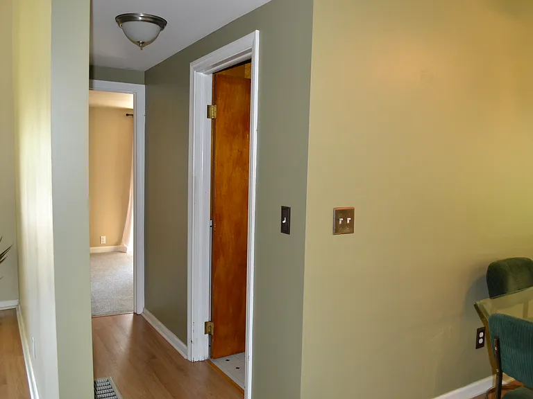 870 Pine Grove Ave — Photo 12