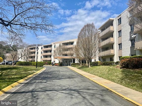 2nd image of 7501 Democracy Blvd APT B237