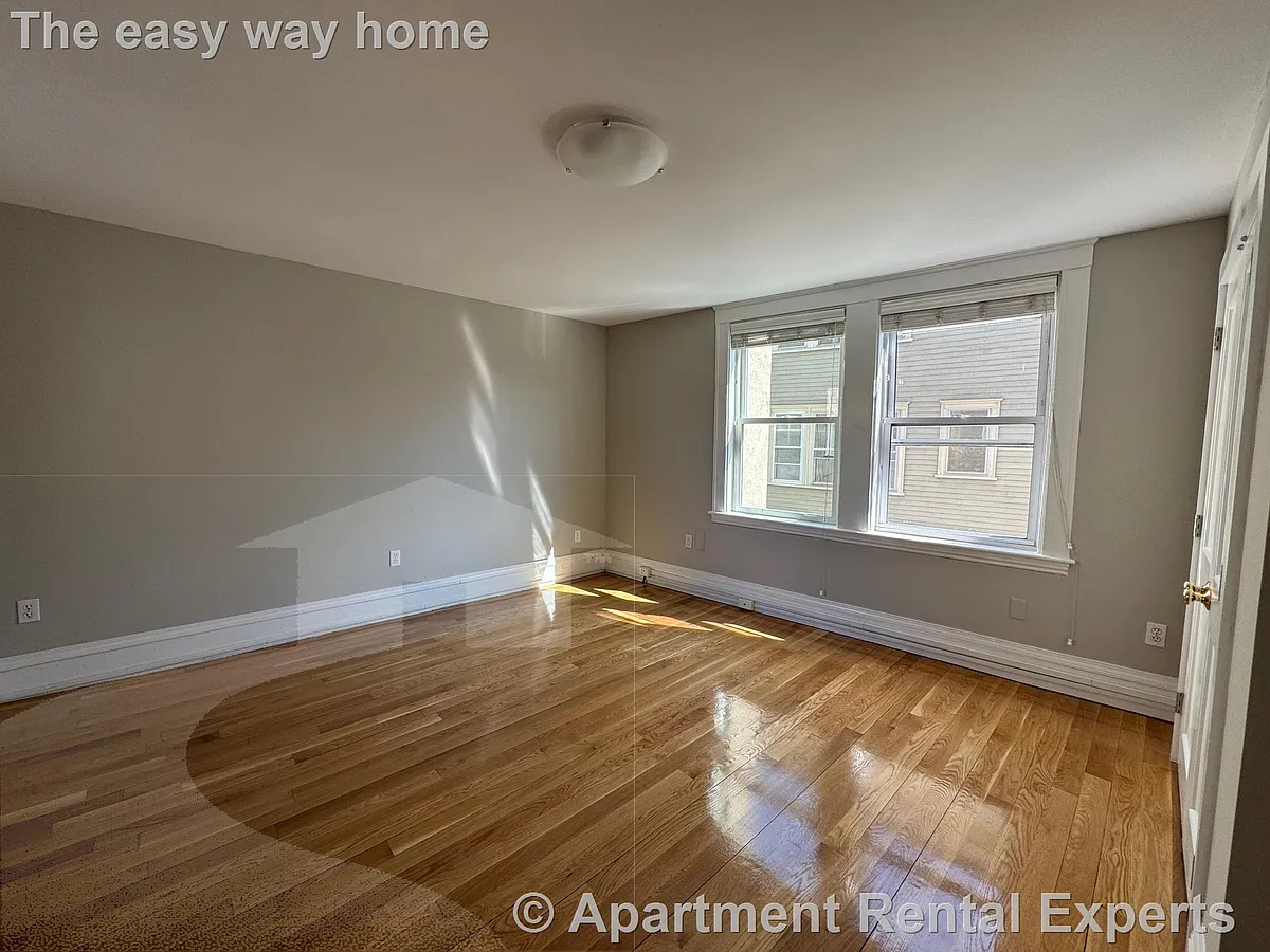 Building Photo - 1675 Massachusetts Ave #2