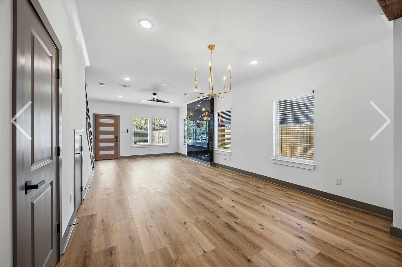 3 bed, 2.5 bath, 1400 sqft, $1,900 — Photo 4