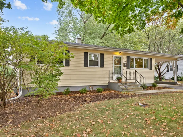 328 S 14th St, St Charles, IL 60174