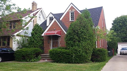 4th image of 19631 S Lake Shore Blvd