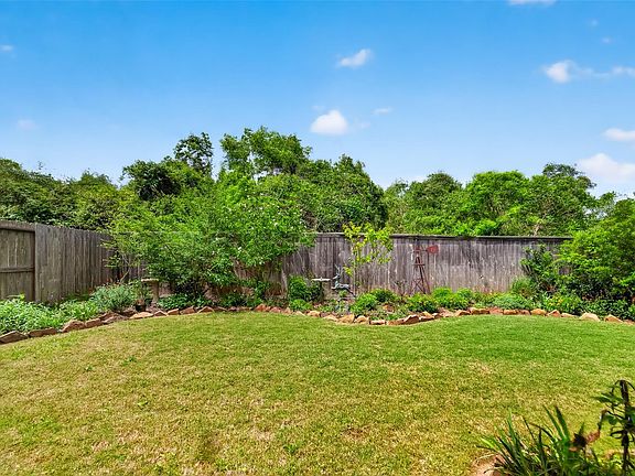 3rd image of 3415 McKinney Ridge Dr