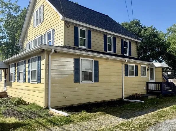 111 E Lillian St, Hebron, MD 21830