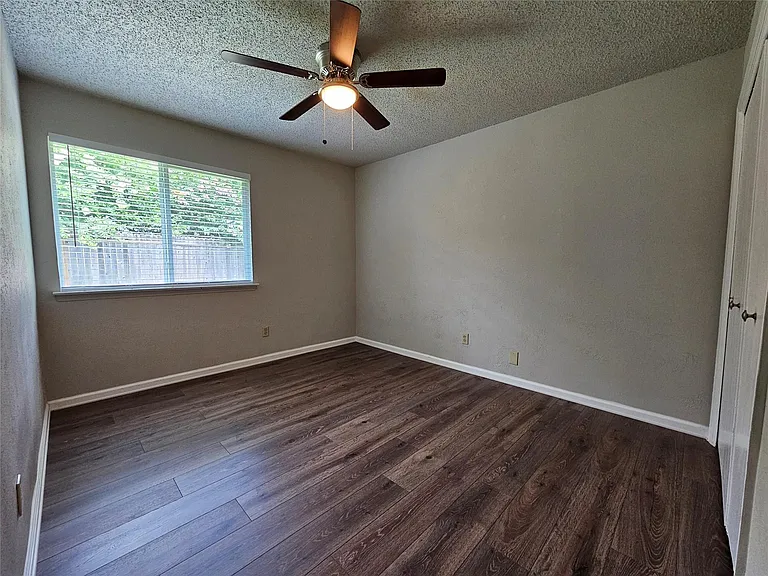 6800 Lunar Dr #A — Photo 13