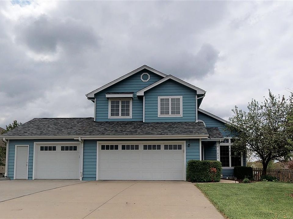 1st image of 7639 SW 26th St