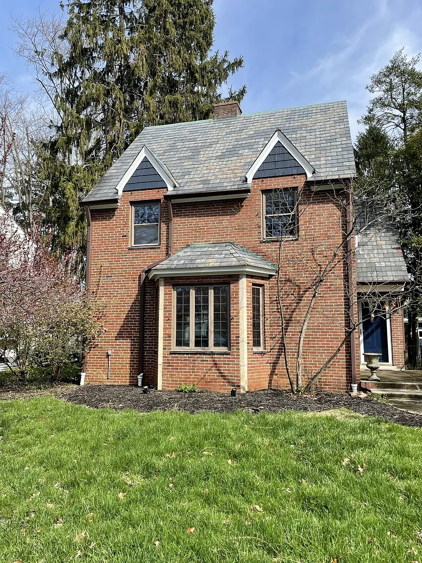 88 Leland Ave photo 1