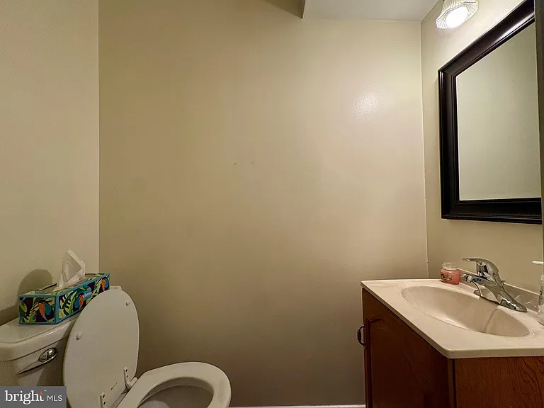8112 Parkdale Ct — Photo 28