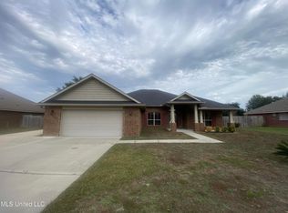 132 Needlerush Pl, Ocean Springs, MS 39564