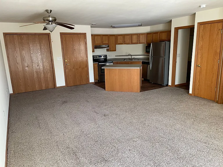 Door Creek Apartments — Photo 6