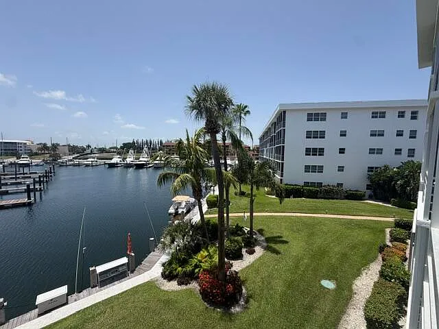 29 Yacht Club Dr #306 — Photo 24