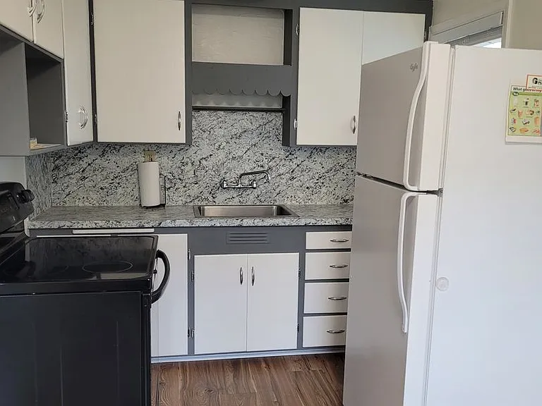 408 W Reisner Rd — Photo 6