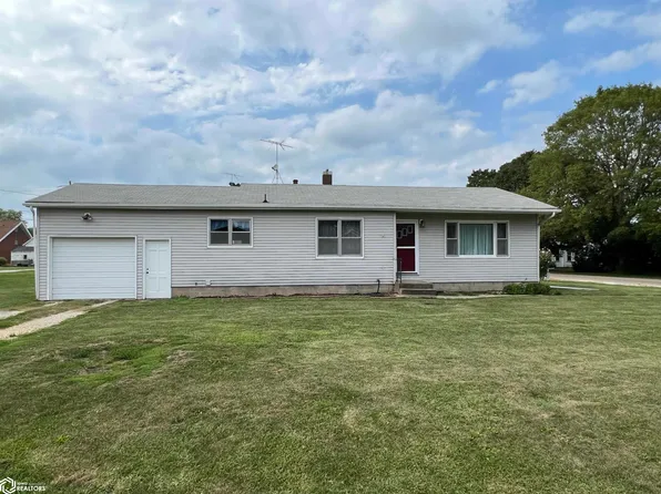 120 E South St, Stronghurst, IL 61480