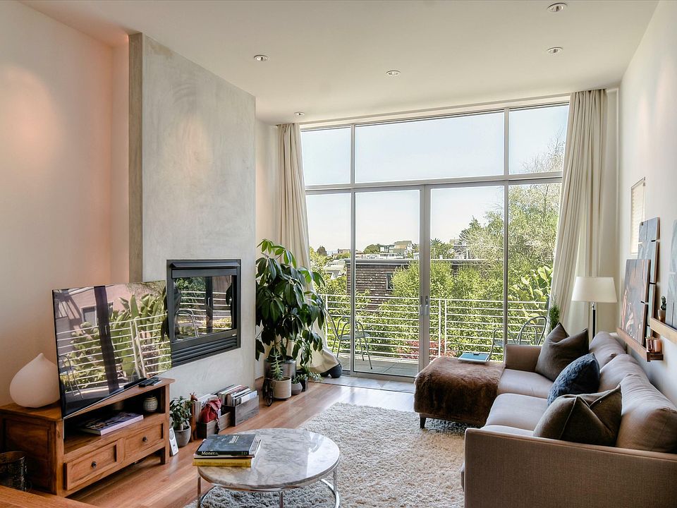 1st image of 433 Collingwood St #B