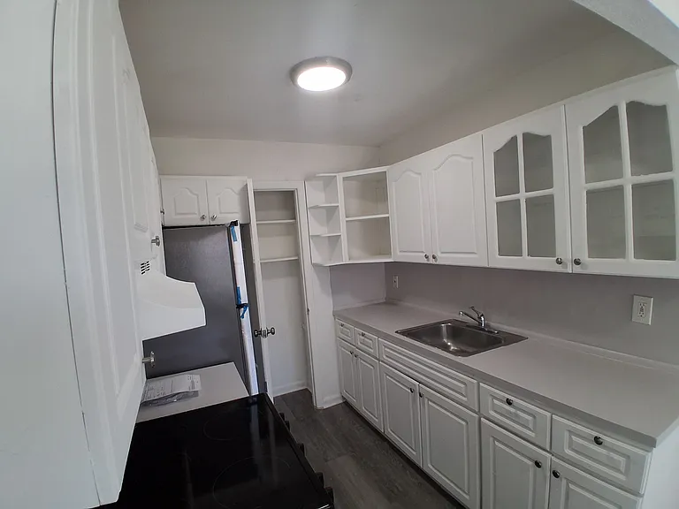 401 SW 13th Pl #721 — Photo 6