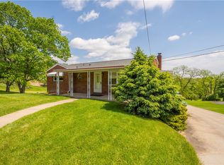 323 Old Clairton Rd, Clairton, PA 15025