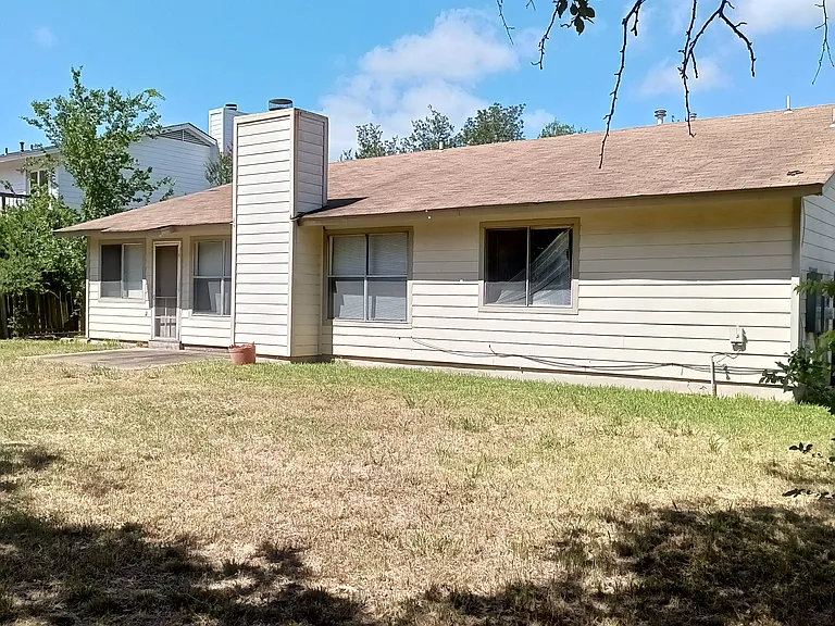 11305 Blackmoor Dr — Photo 35