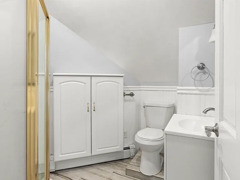 313 Nesmith St #3 — Photo 10