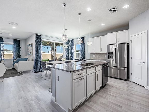 5th image of 8190 Olive Brook Dr