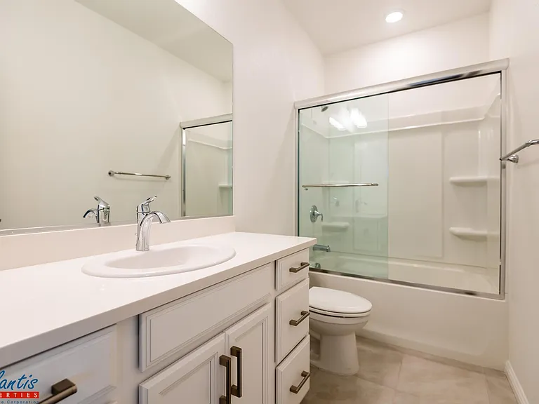 6818 Chroma Ct — Photo 11