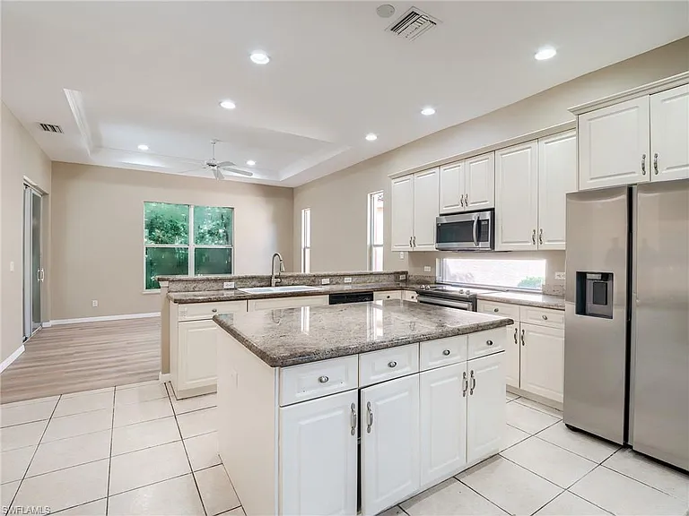 9124 Brendan Preserve Ct — Photo 6
