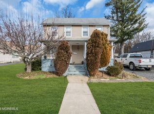 15 Avenue A Avenue, Freehold, NJ 07728